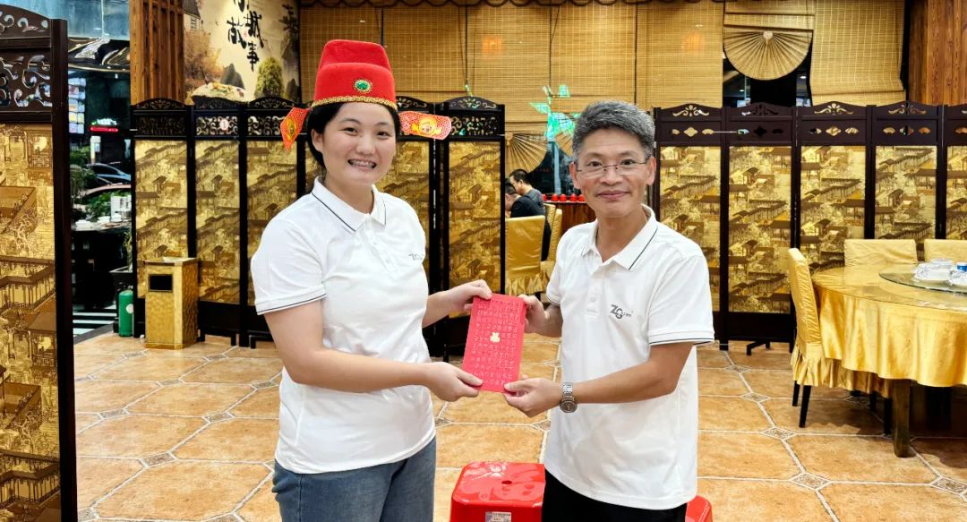 筑梦灯火万家,同庆盛世中华——张工智控集团中秋国庆双节主题晚会圆满落幕插图4 筑梦灯火万家,同庆盛世中华——张工智控集团中秋国庆双节主题晚会圆满落幕插图4